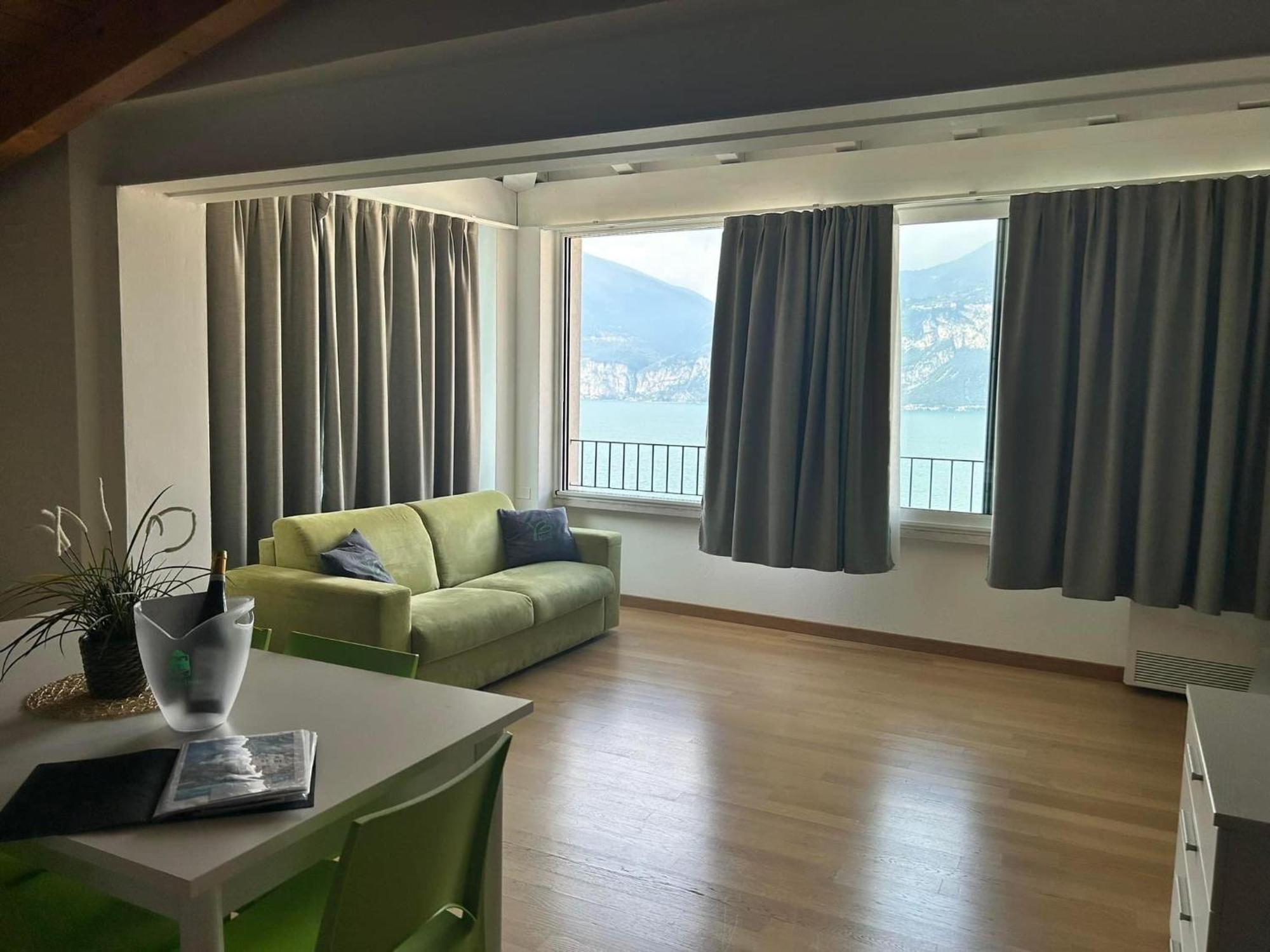 Villa Borgo Borago Brenzone sul Garda Exterior photo